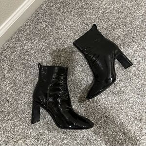 Chapel - Jeffrey Campbell